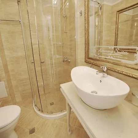 Harmony Suites 10 سفيتي فلاس